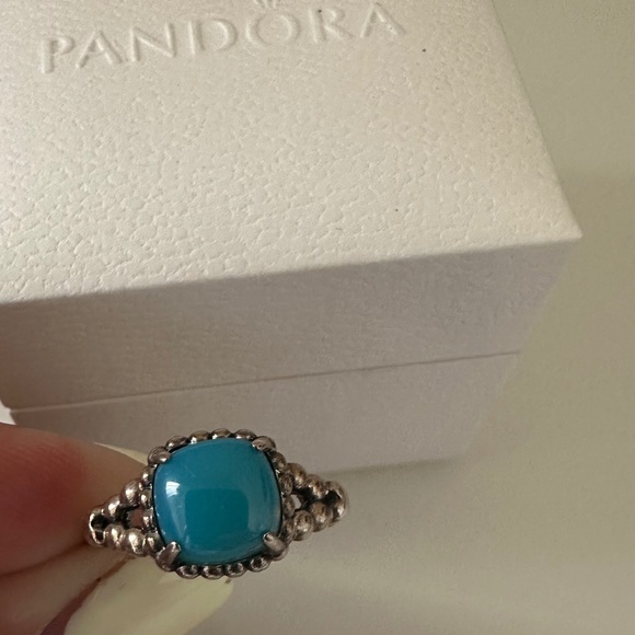 Pandora Blue Crystal sterling silver ring - Picture 2 of 6